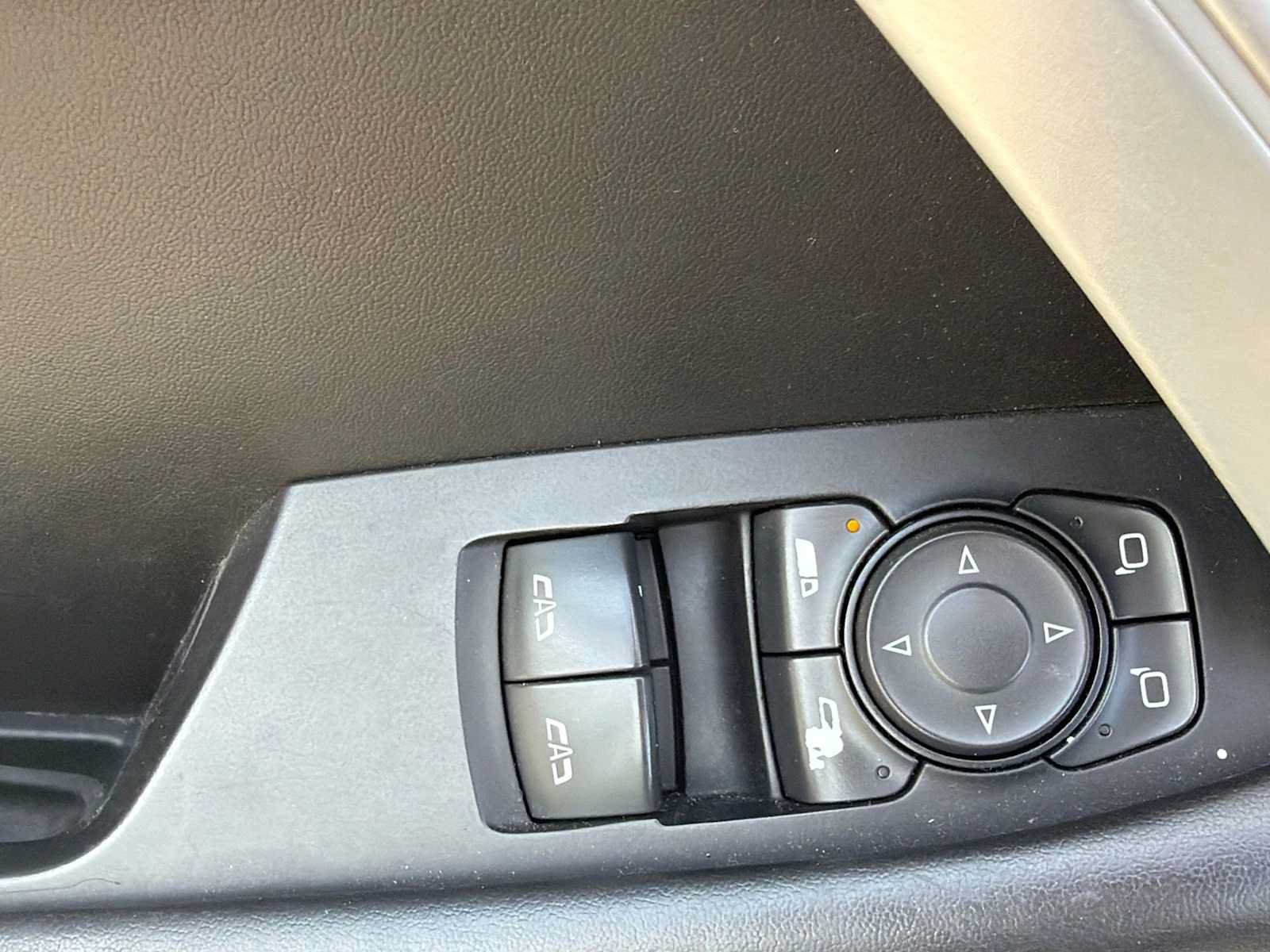 Used 2019 Chevrolet Camaro SS RWD image 24