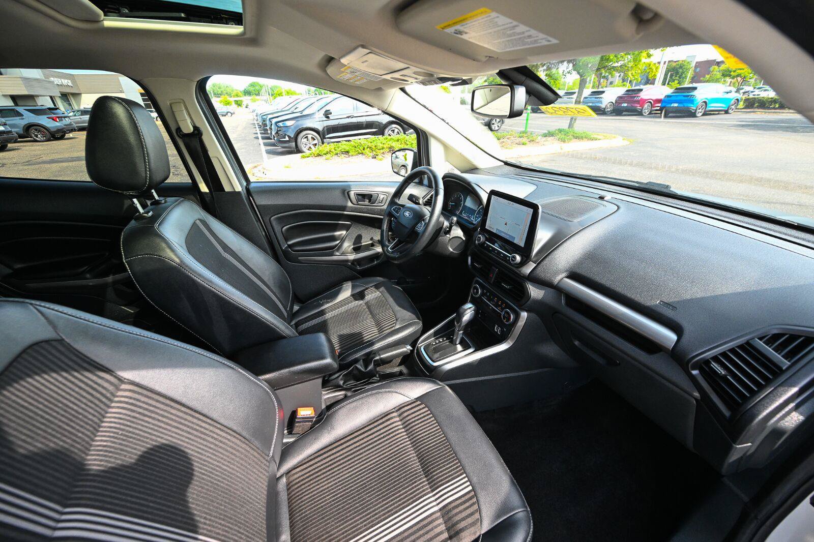 Used 2020 Ford EcoSport SES w/ SES Black Appearance Package AWD/4WD image 24
