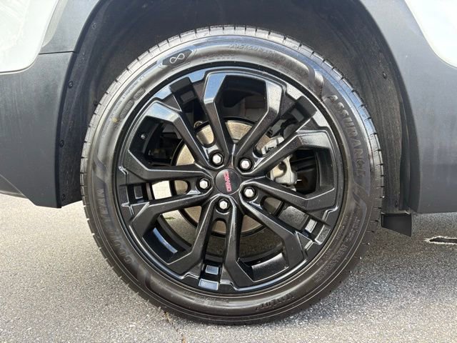 Used 2022 GMC Terrain SLE w/ Driver Convenience Package AWD/4WD image 17