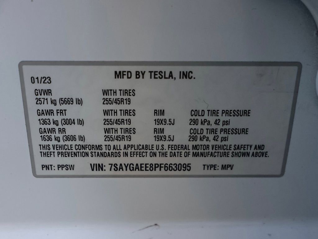 Used 2023 Tesla Model Y Long Range image 30