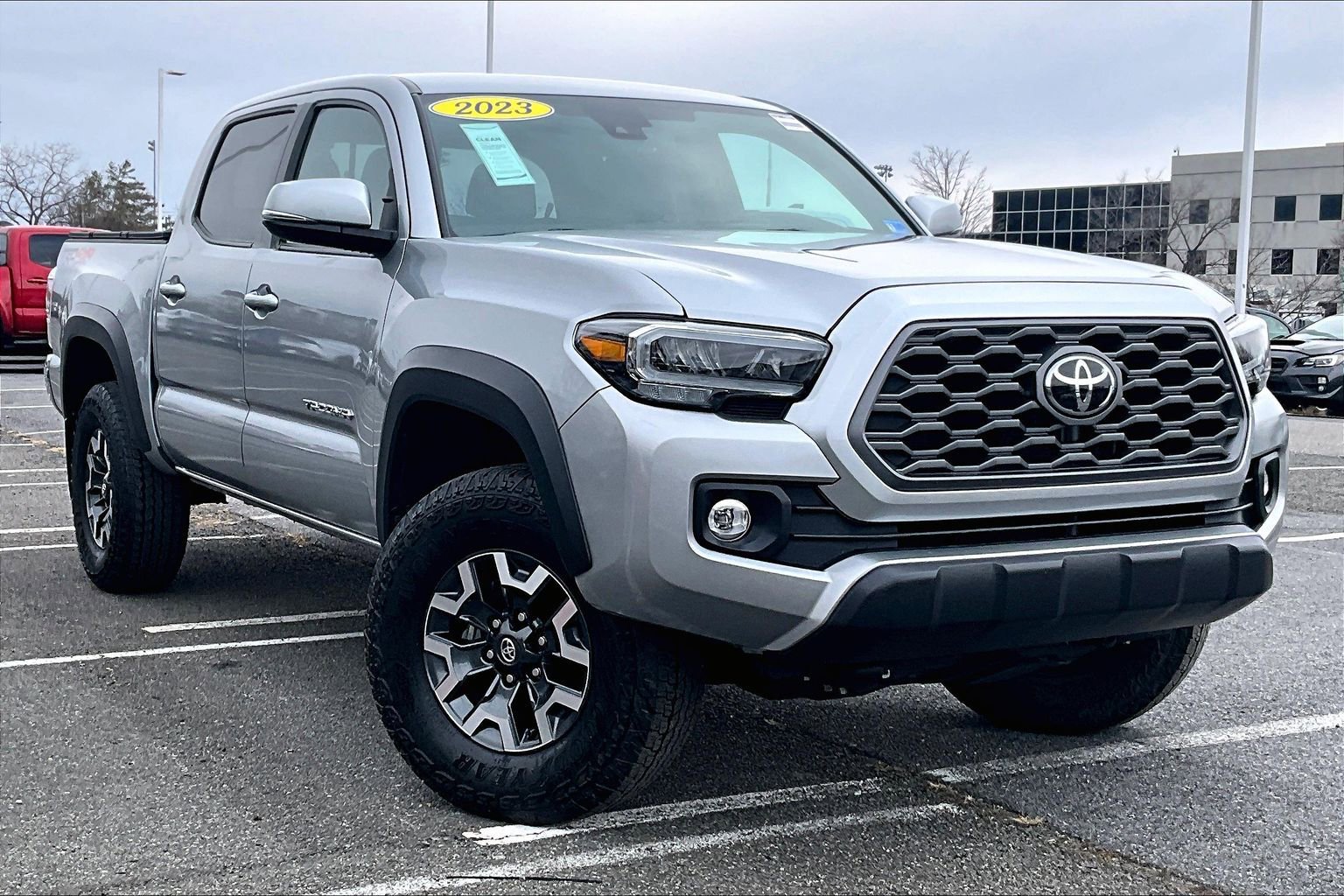 Used 2023 Toyota Tacoma TRD Off-Road image 2