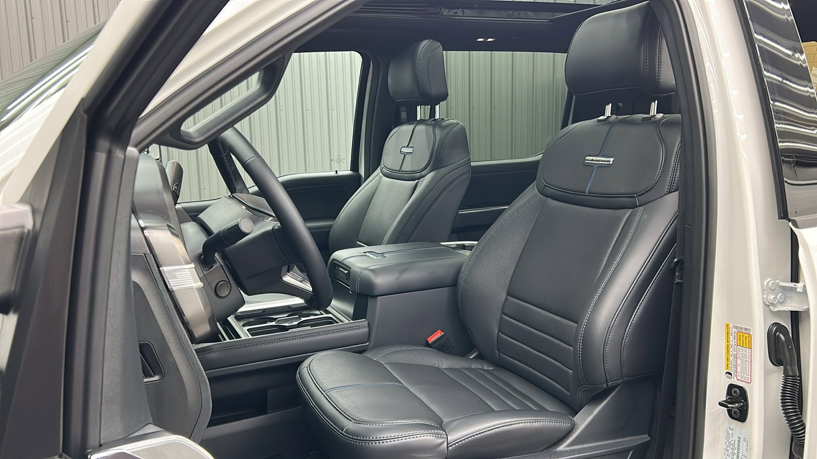 Used 2026 Ford F450 Platinum image 35