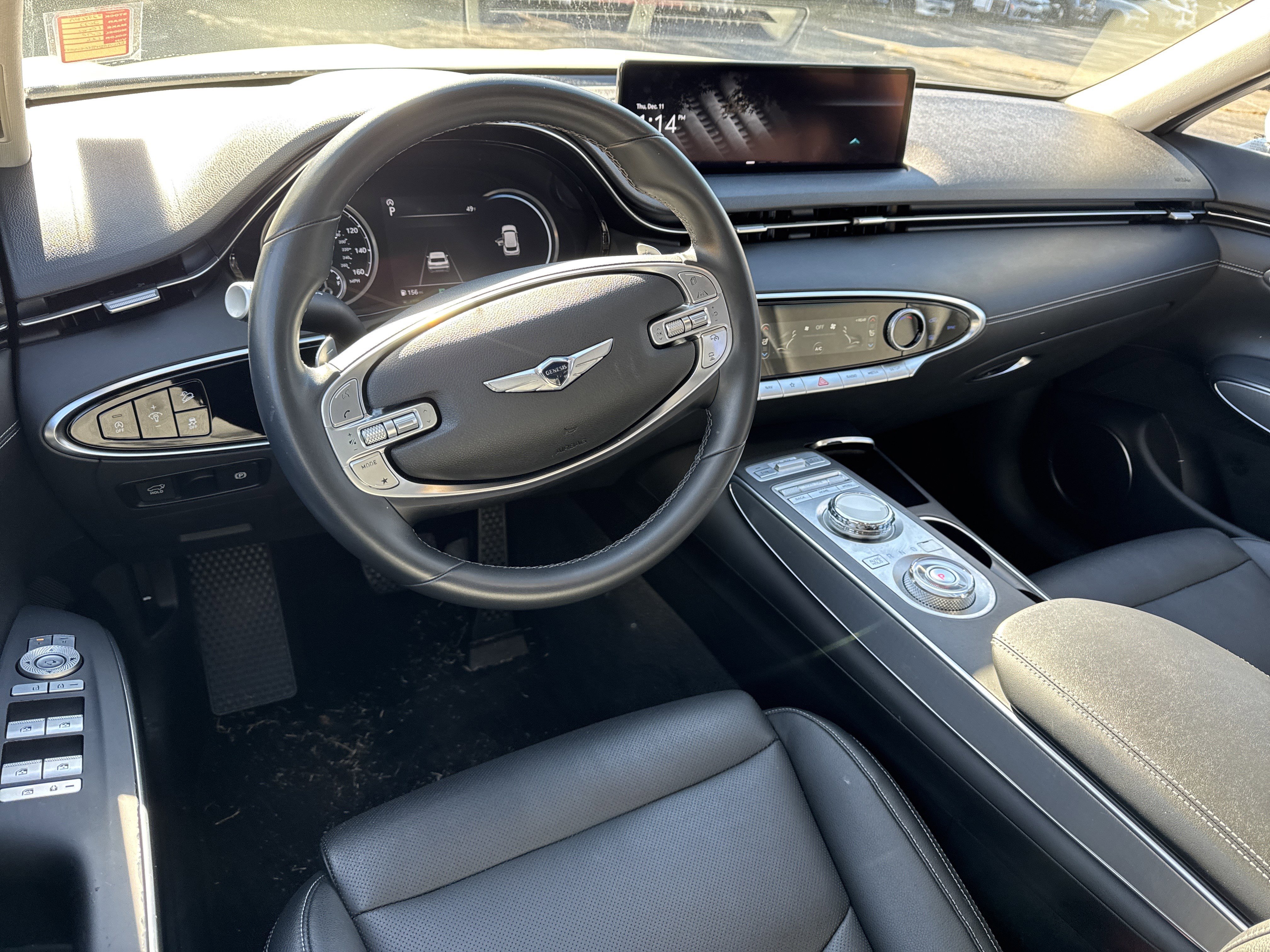 Used 2022 Genesis GV70 2.5T w/ Select Package image 22