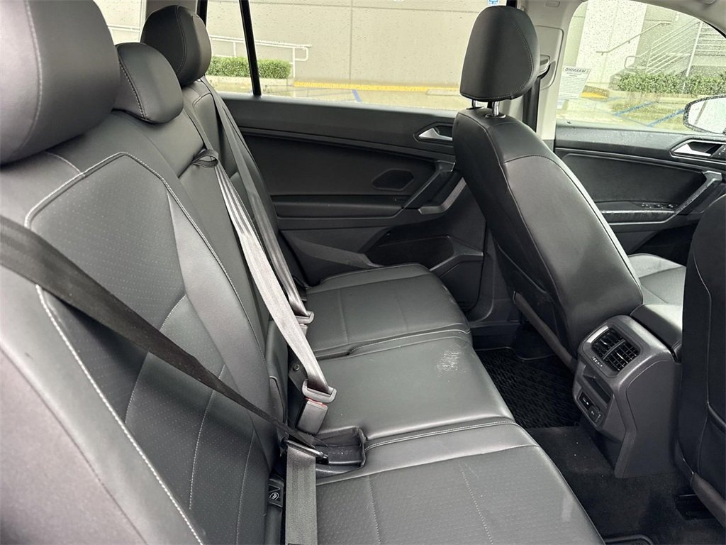 Used 2019 Volkswagen Tiguan SEL image 26
