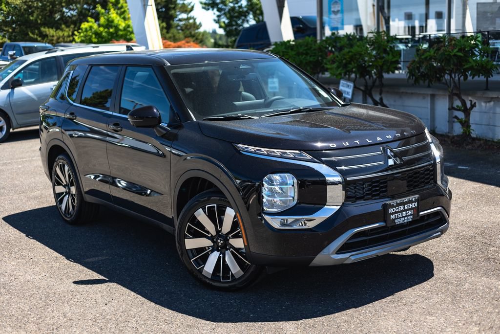 New 2026 Mitsubishi Outlander SE AWD/4WD image 2