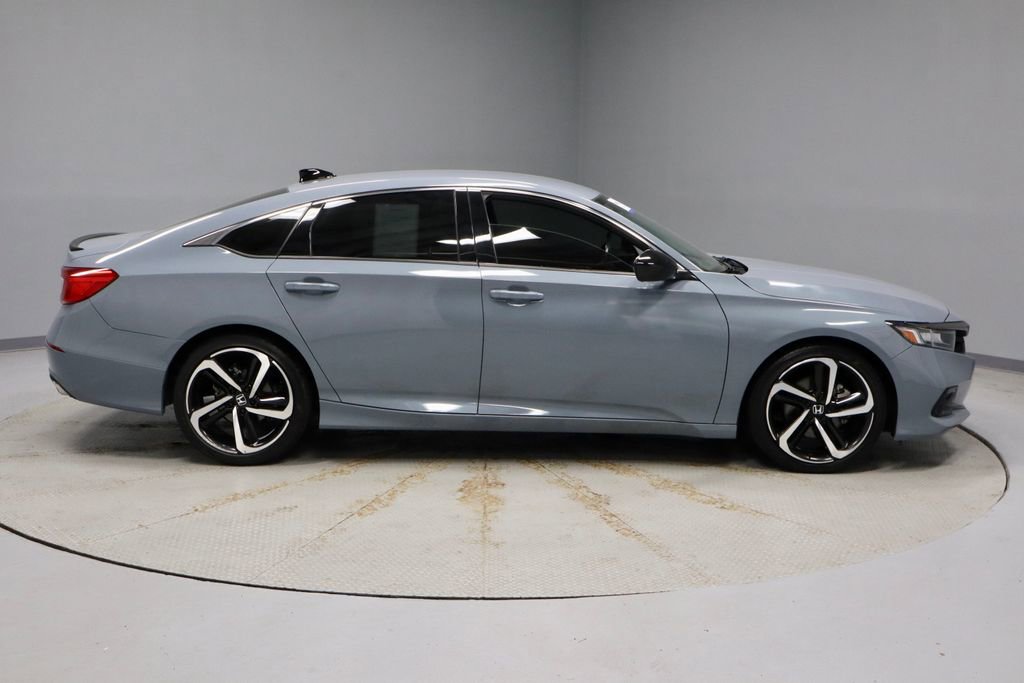Used 2022 Honda Accord Sport image 5