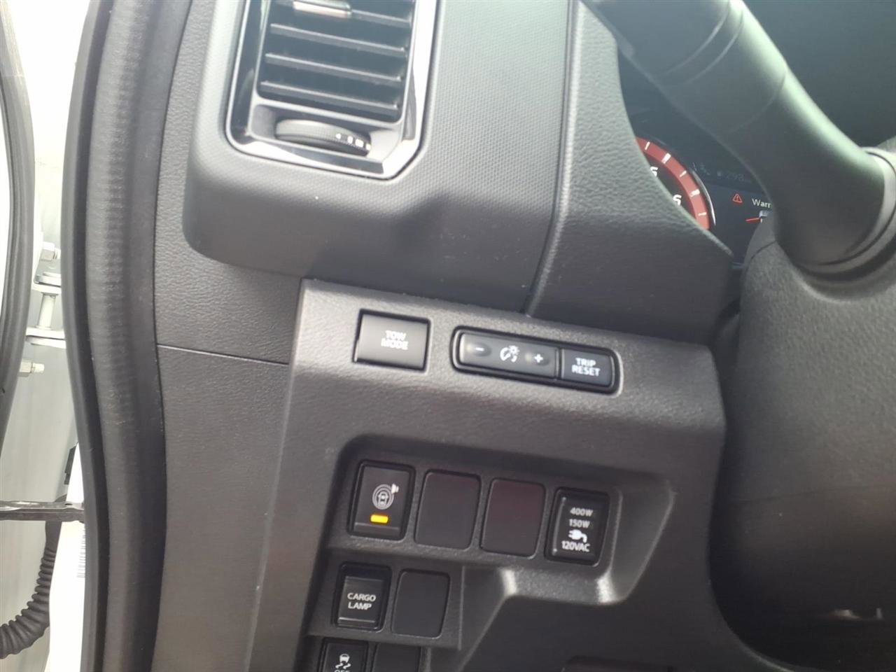 Used 2022 Nissan Frontier Pro-X image 15