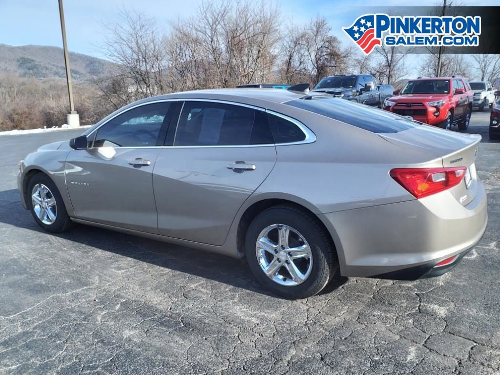 Used 2022 Chevrolet Malibu LS image 5