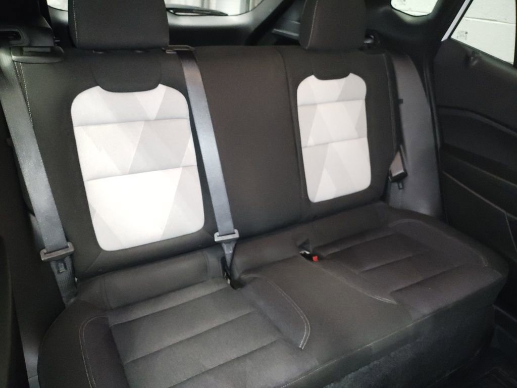 Certified 2024 Chevrolet Trax RS w/ Driver Confidence Package image 11