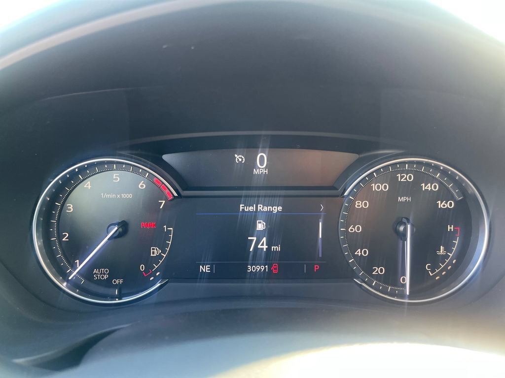 Used 2023 Cadillac XT4 Premium Luxury FWD image 13