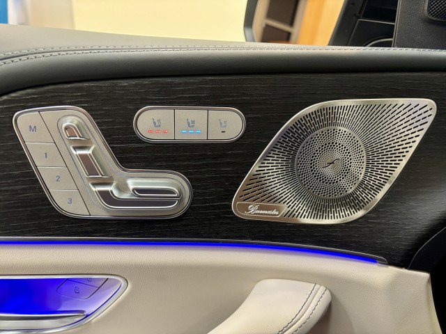 New 2026 Mercedes-Benz GLS 63 AMG 4MATIC image 11