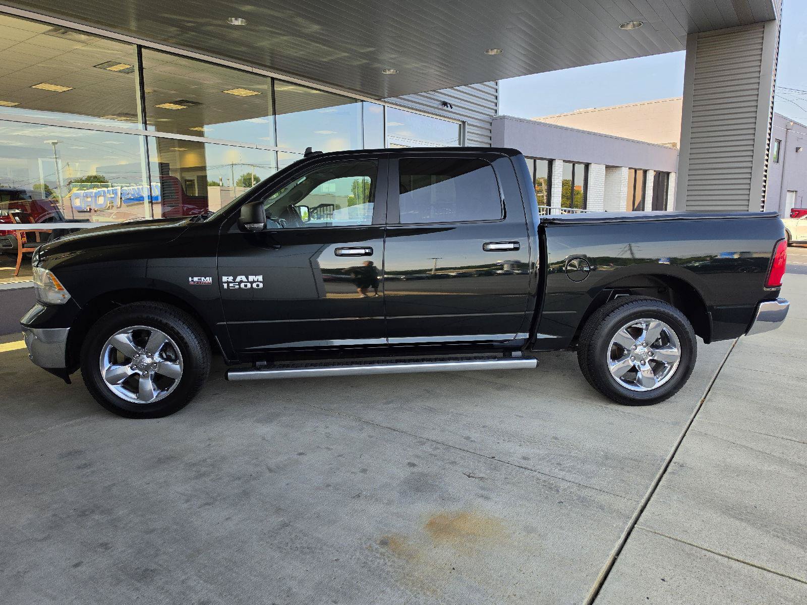 Used 2016 RAM 1500 Big Horn AWD/4WD image 2