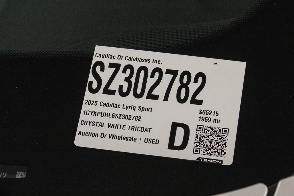 Used 2025 Cadillac Lyriq Sport image 29