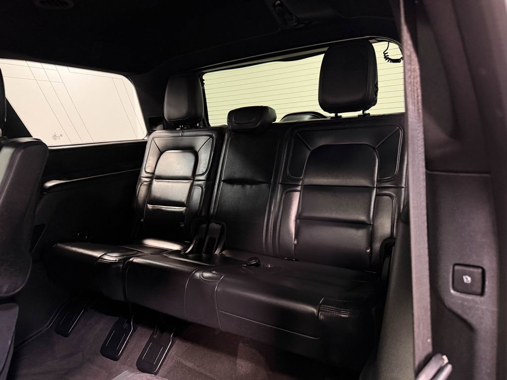 Used 2023 Lincoln Navigator Reserve image 49
