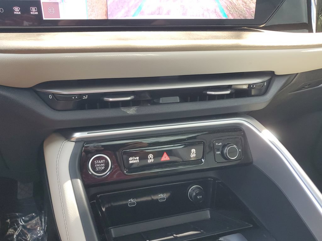 Certified 2025 Audi Q5 Premium w/ Premium Plus AWD/4WD image 28