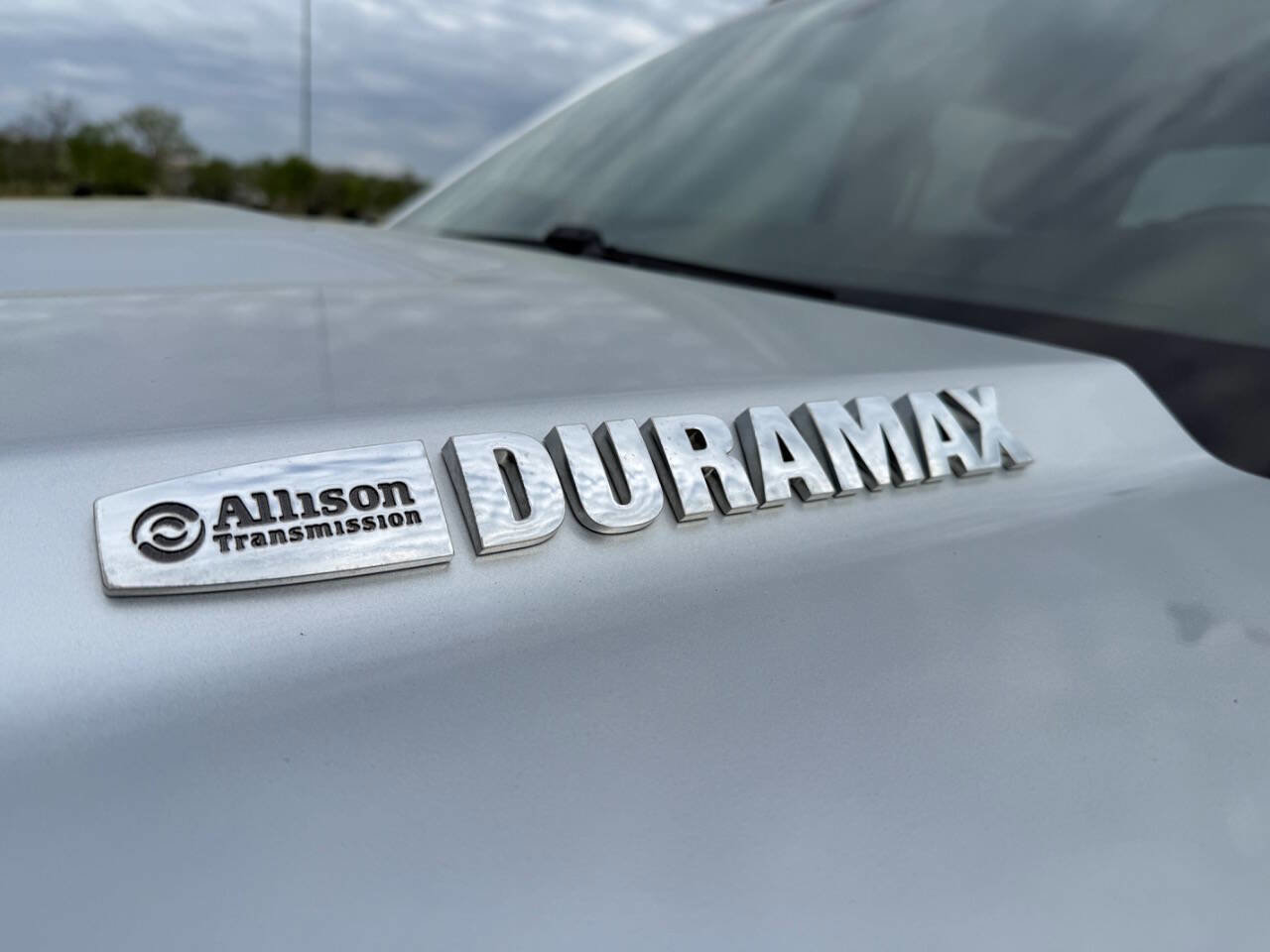 Used 2019 GMC Sierra 2500 SLT w/ Duramax Plus Package AWD/4WD image 15