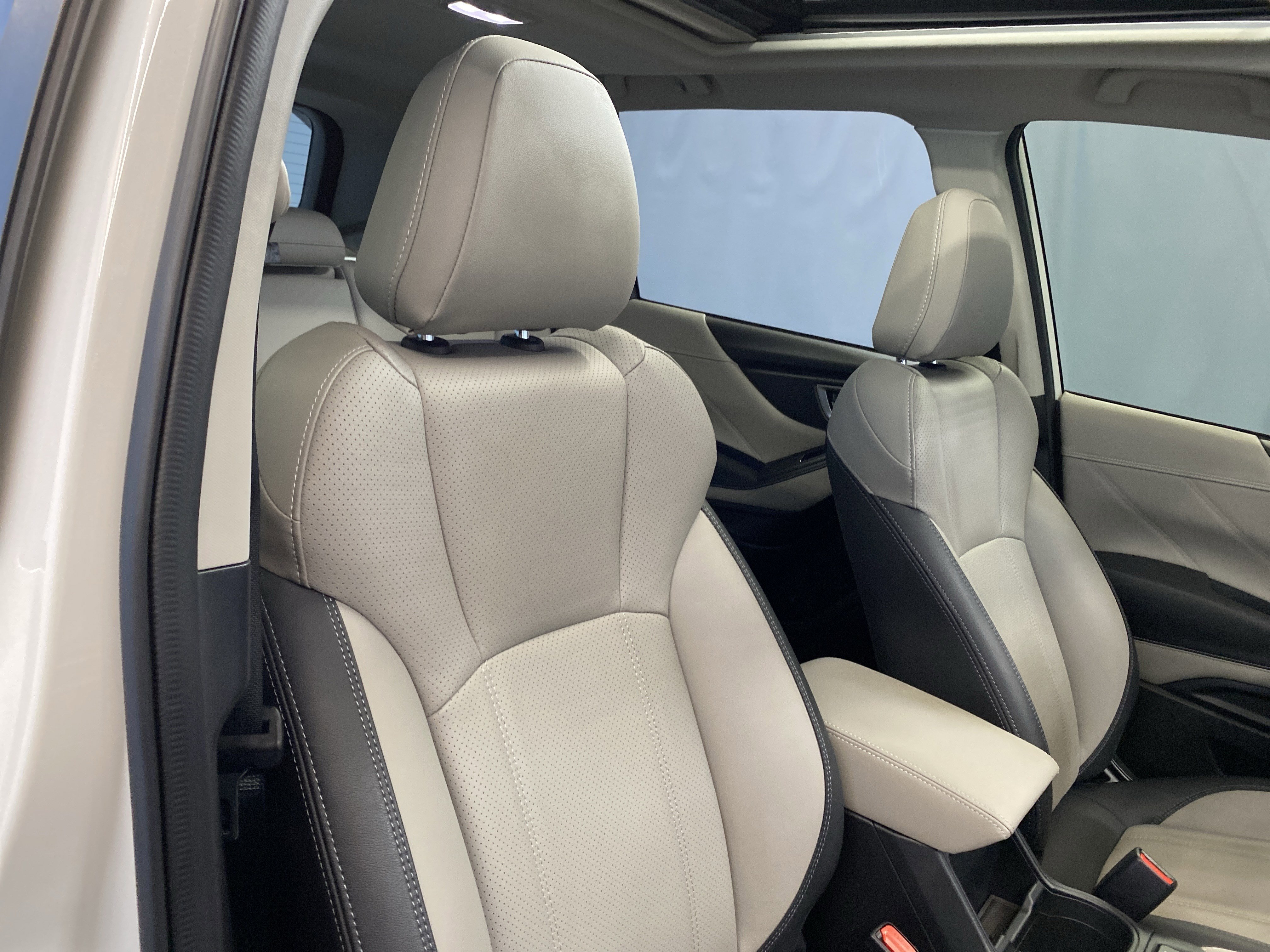 Used 2024 Subaru Forester Limited image 40