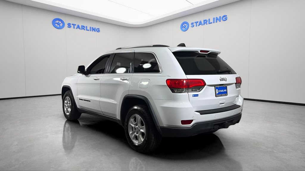Used 2017 Jeep Grand Cherokee Laredo w/ Quick Order Package 2BE RWD image 6