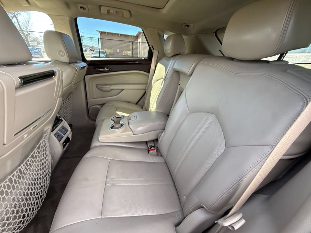 Used 2010 Cadillac SRX Premium AWD/4WD image 16