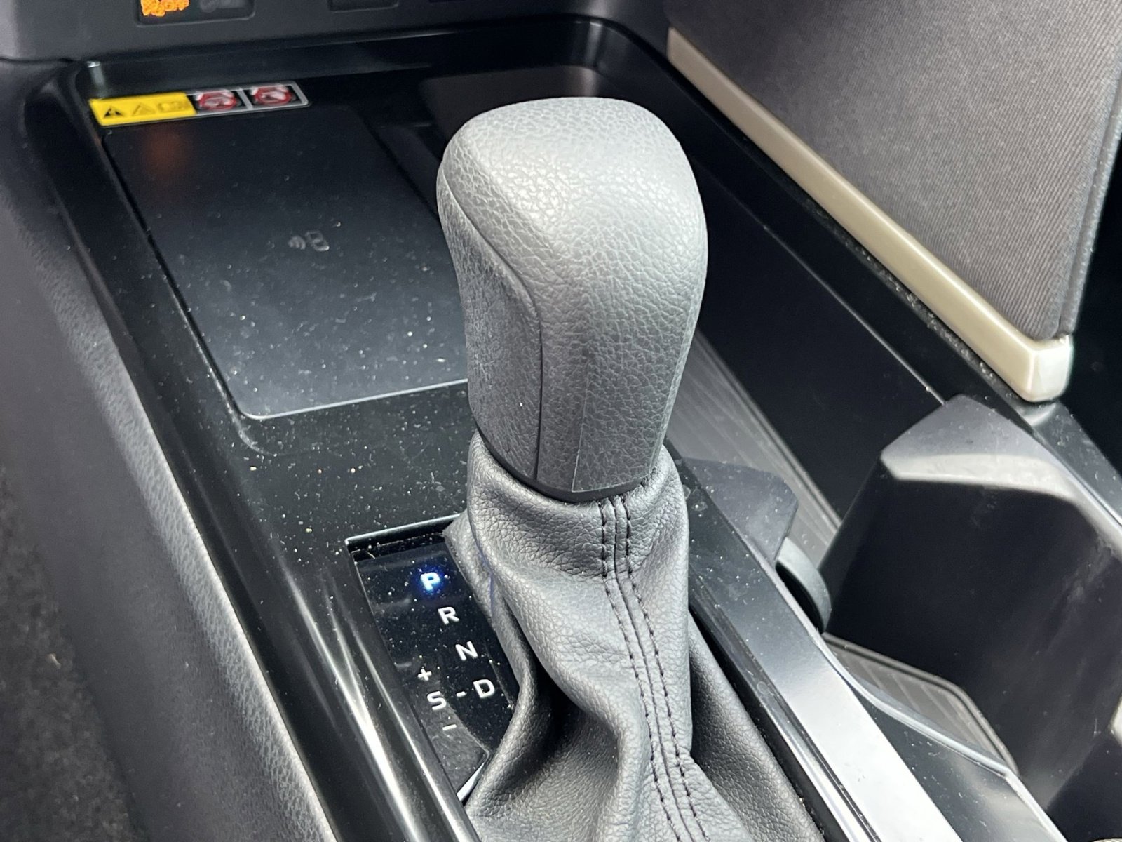 Used 2025 Toyota Camry LE image 20