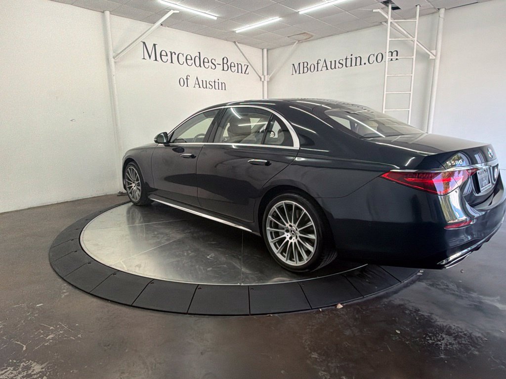 Used 2021 Mercedes-Benz S 580 4MATIC Sedan image 5