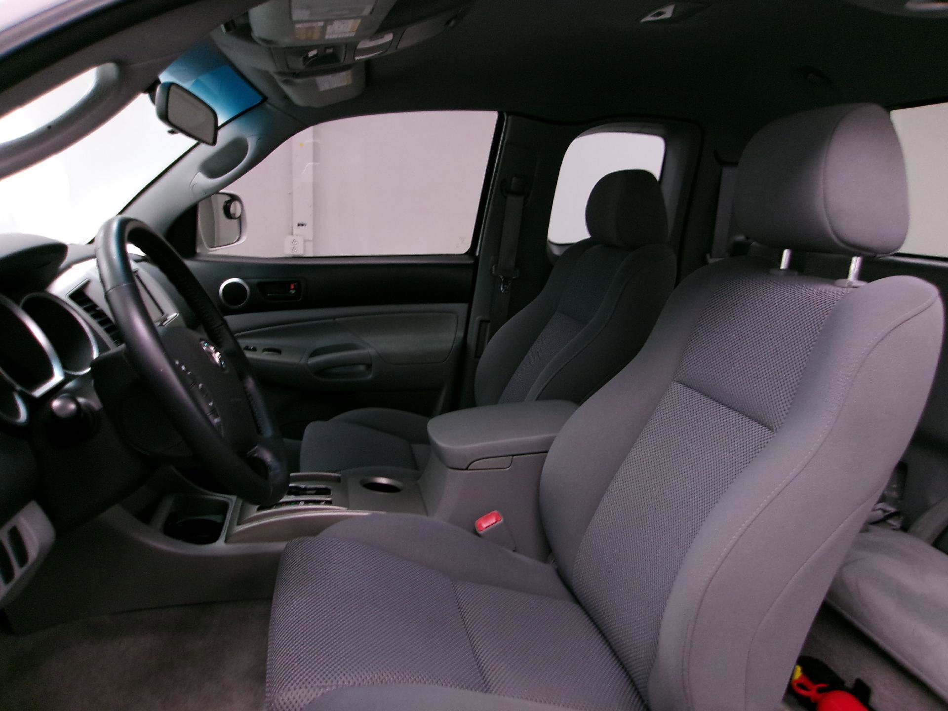 Used 2006 Toyota Tacoma PreRunner image 7