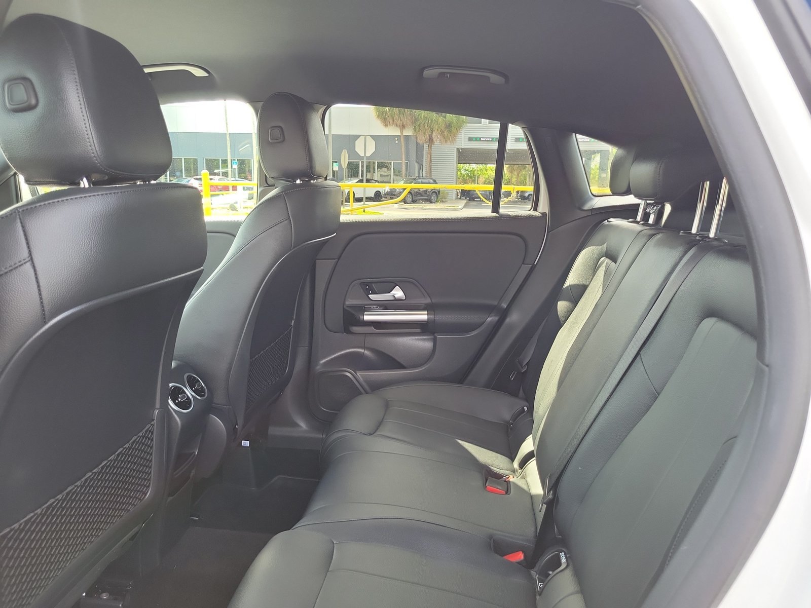 Used 2023 Mercedes-Benz GLA 250 4MATIC image 13