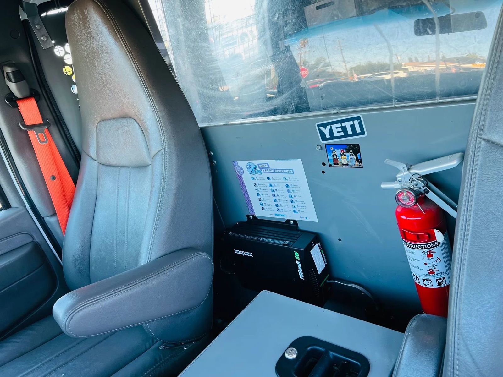 Used 2013 Chevrolet Express 2500 image 10