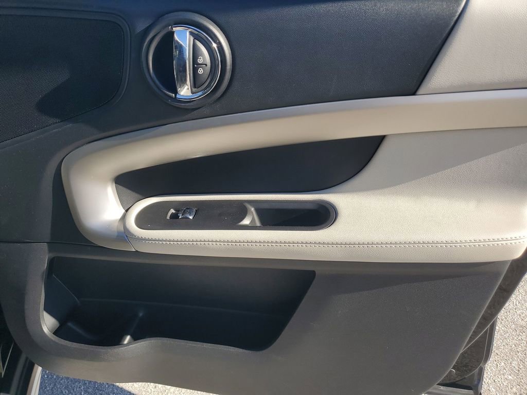 Used 2023 MINI Cooper Countryman S w/ Signature Upholstery Package image 45