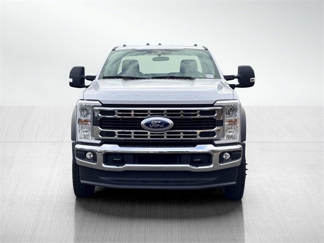 New 2025 Ford F550 4x4 Regular Cab Super Duty w/ XL Chrome Package image 2