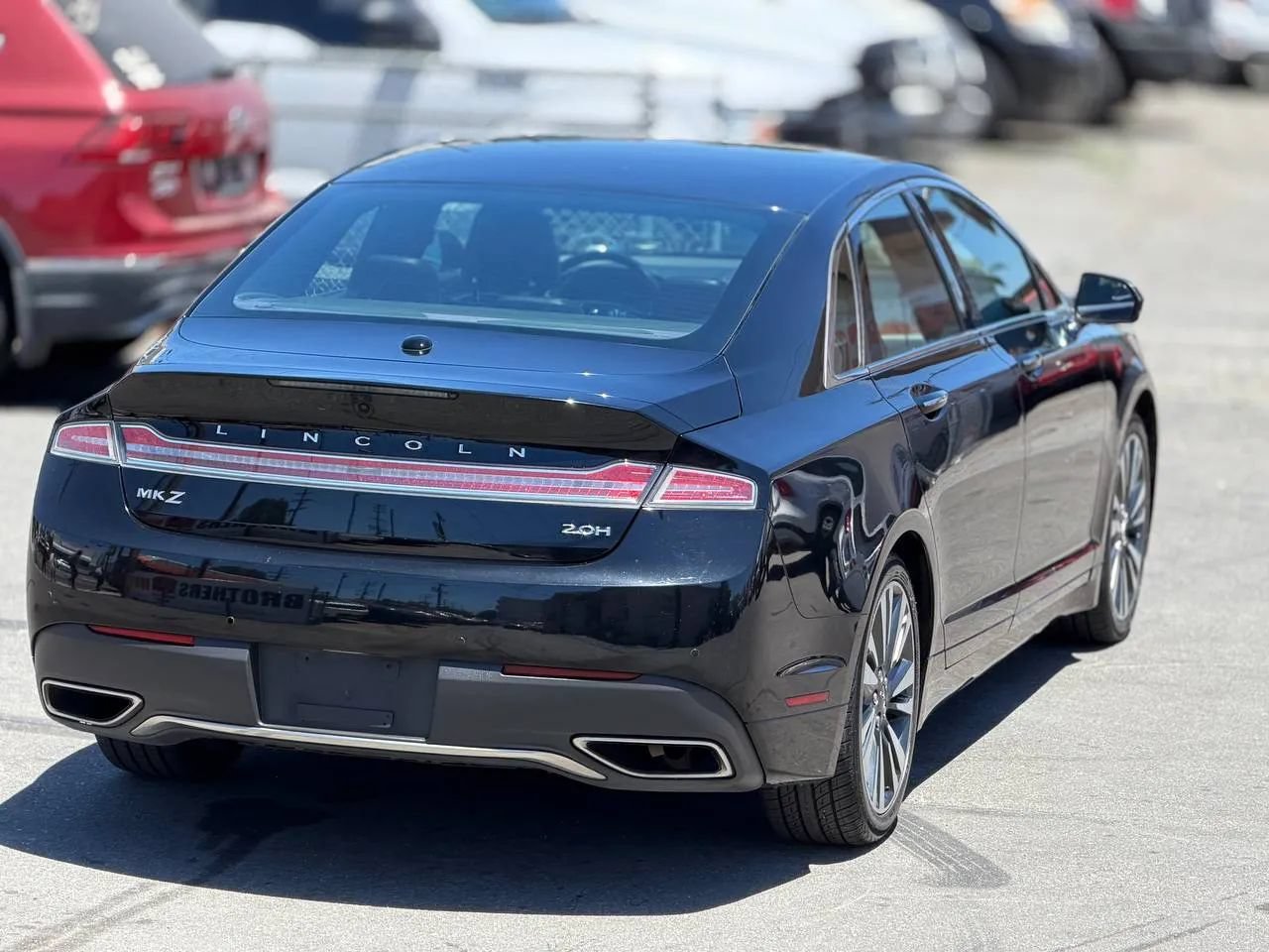 Used 2017 Lincoln MKZ Reserve FWD image 19