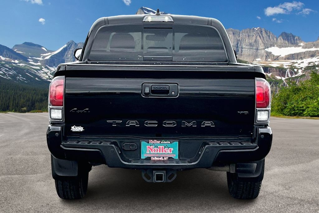 Used 2023 Toyota Tacoma Limited w/ Nightshade Package AWD/4WD image 4