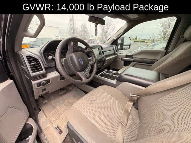 Used 2017 Ford F350 XLT w/ XLT Premium Package image 12