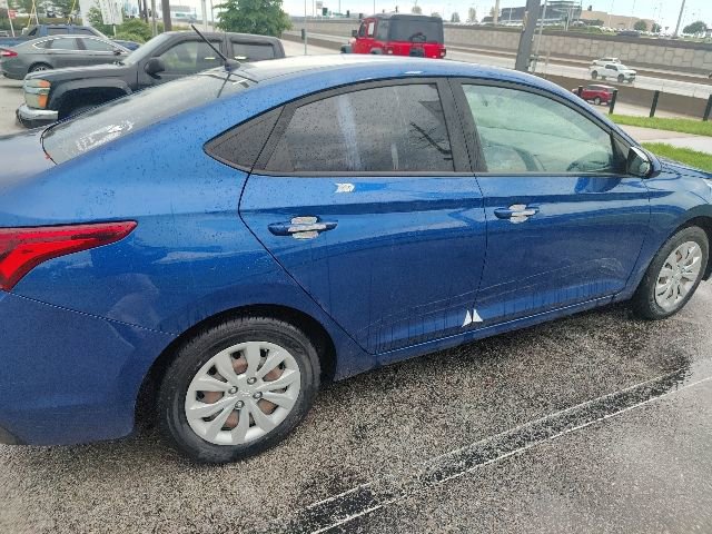 Used 2019 Hyundai Accent SE FWD image 11