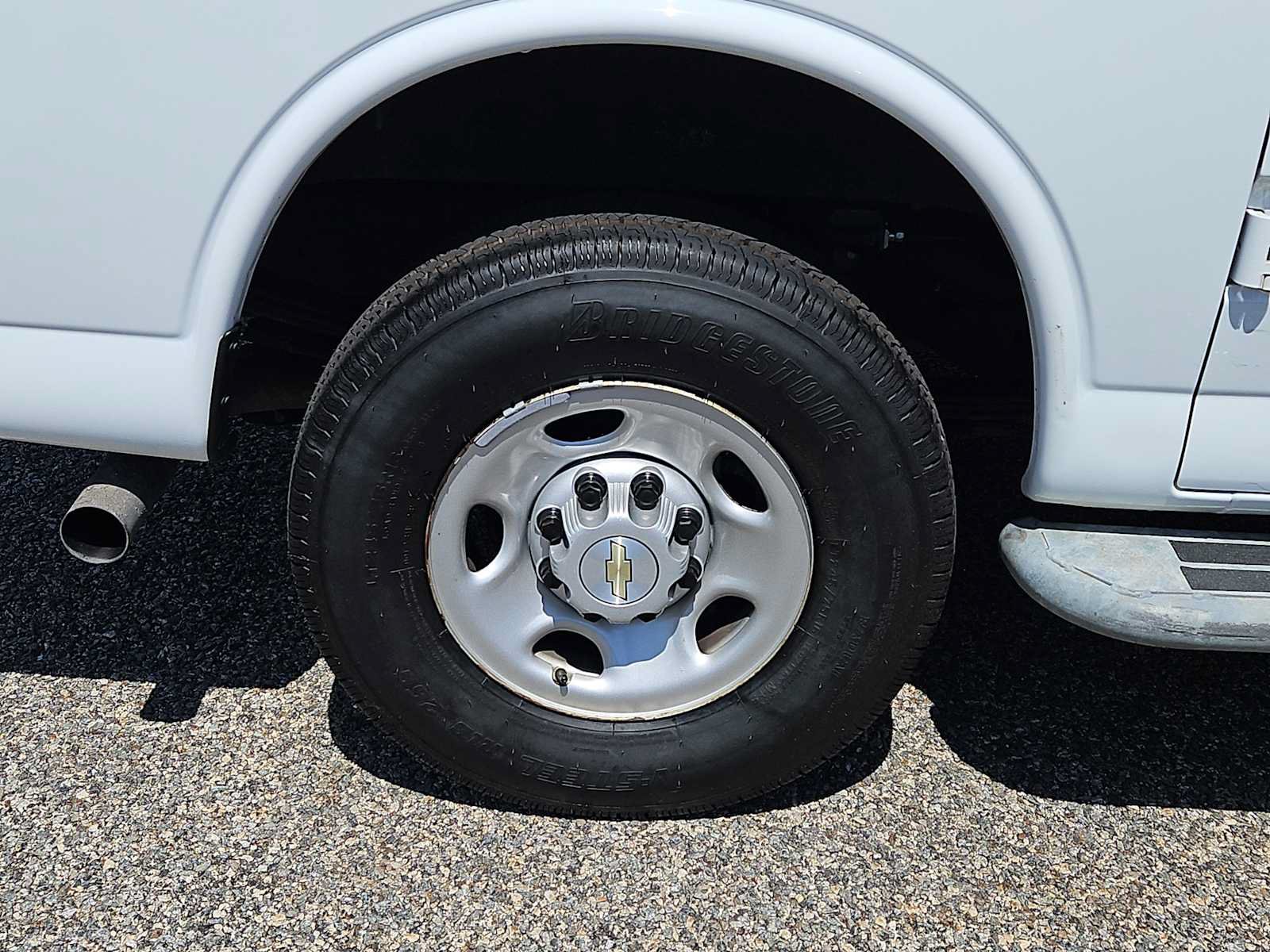 Certified 2024 Chevrolet Express 2500 w/ Driver Convenience Package RWD image 9