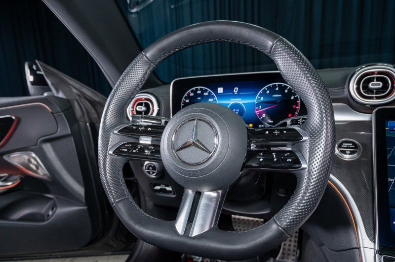 Used 2025 Mercedes-Benz CLE 300 4MATIC Cabriolet image 20