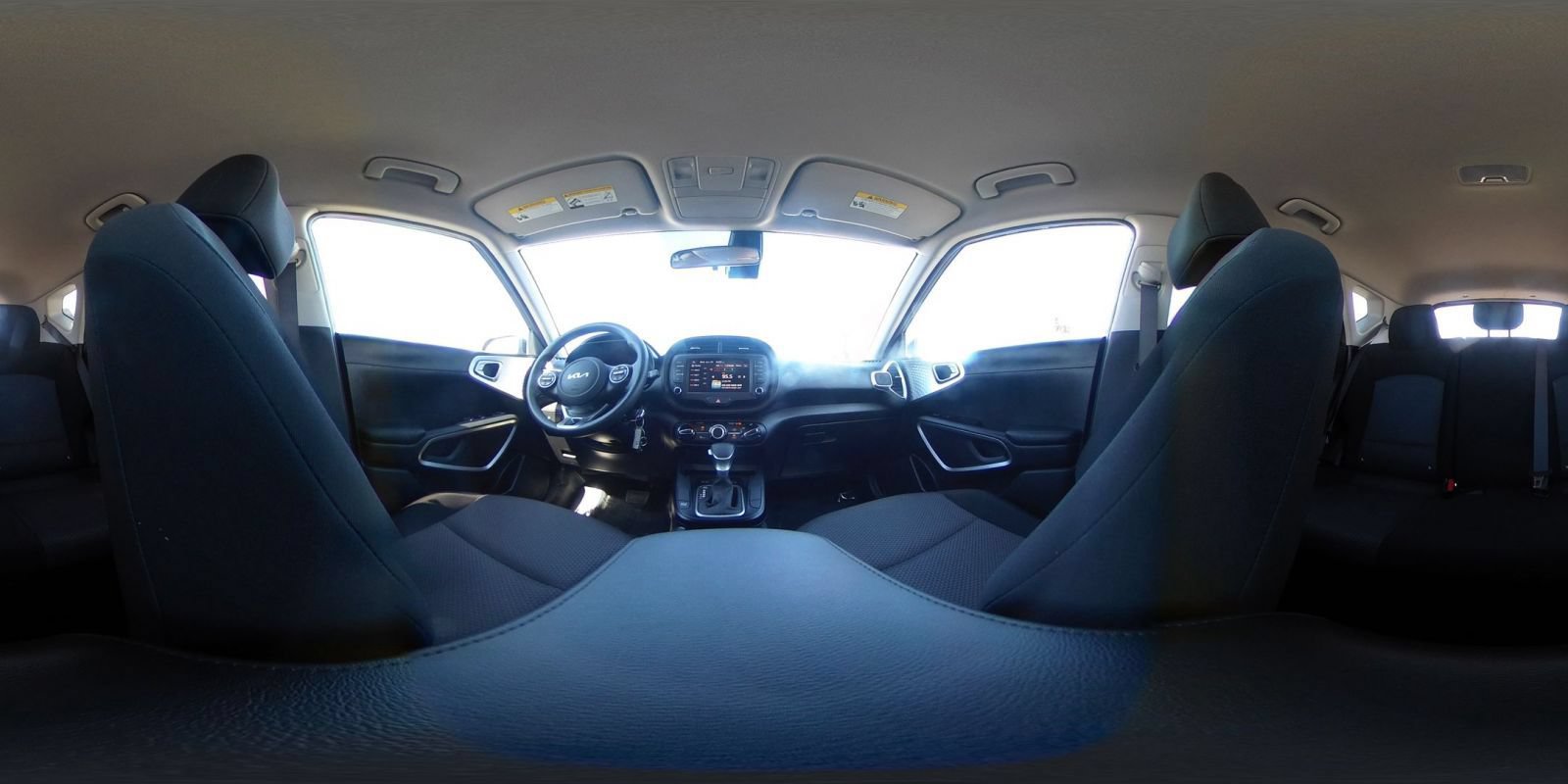 Used 2025 Kia Soul LX w/ LX Technology Package FWD image 42