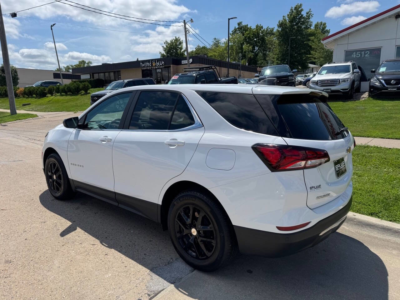 Used 2022 Chevrolet Equinox LT image 3