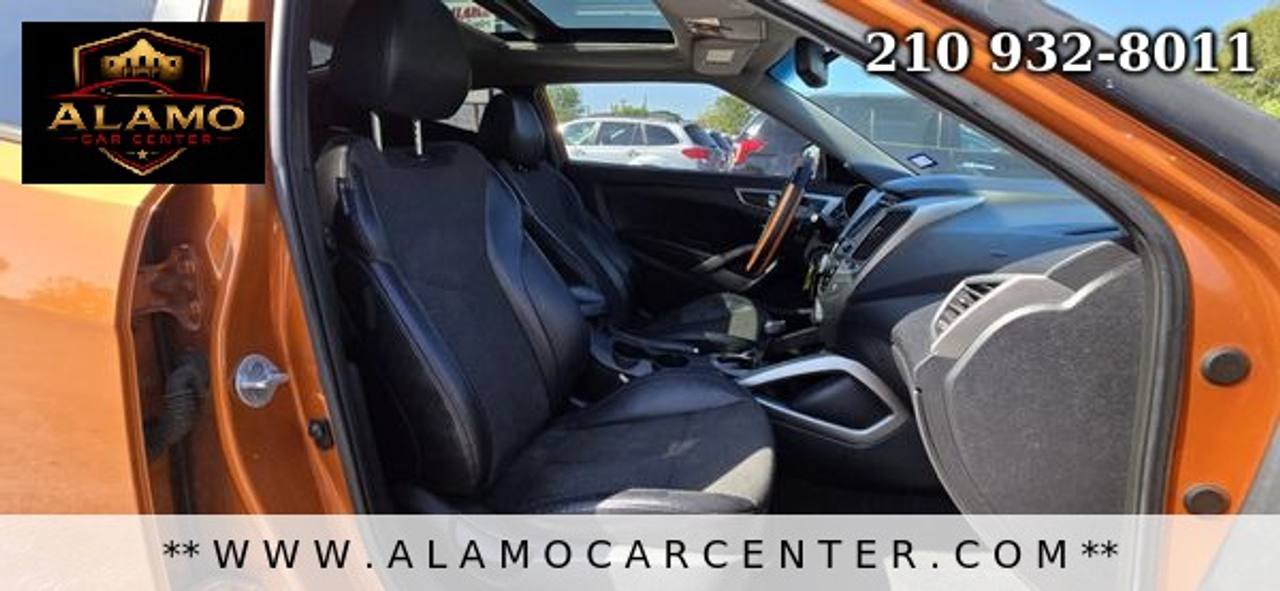 Used 2013 Hyundai Veloster w/ Style Pkg FWD image 14