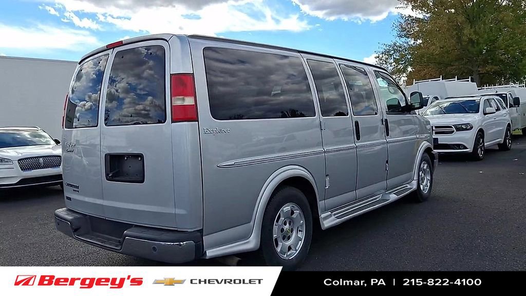 Used 2014 Chevrolet Express 1500 image 9