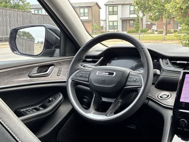 Used 2023 Jeep Grand Cherokee L Limited AWD/4WD image 23
