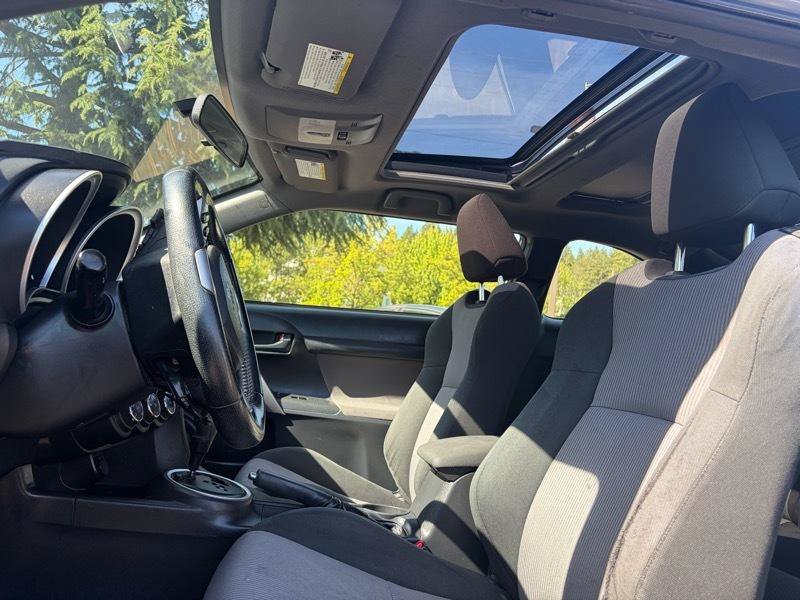 Used 2015 Scion tC FWD image 11