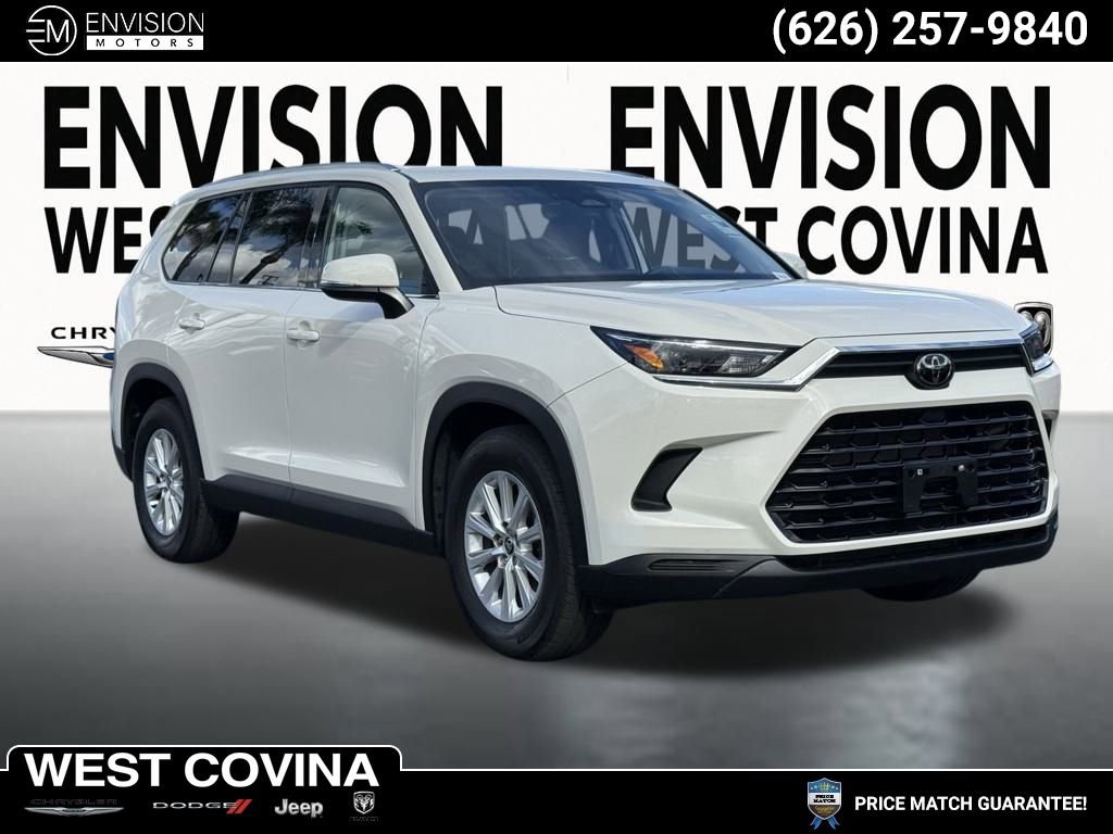 Used 2024 Toyota Grand Highlander XLE image 1