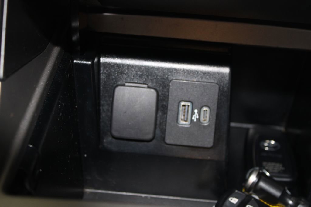 Used 2021 Ford Explorer Limited w/ Equipment Group 301A image 46