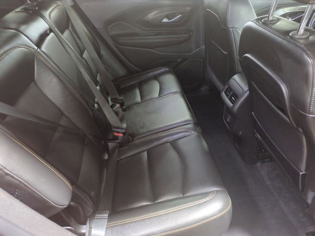 Used 2020 GMC Terrain SLT w/ Preferred Package image 31