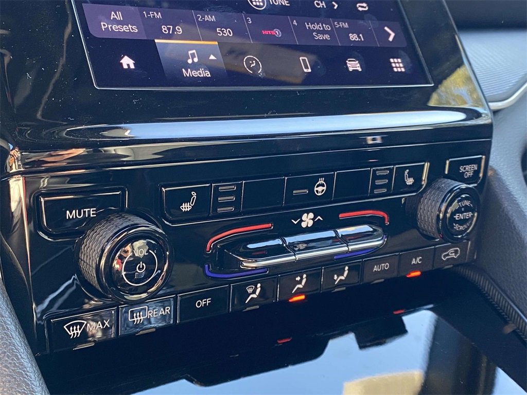 New 2025 Jeep Grand Cherokee L Altitude image 19