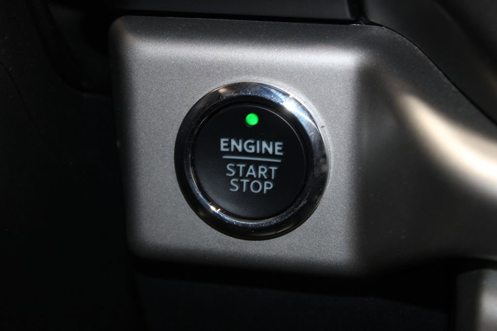 Used 2024 Ford Expedition Max XLT image 23