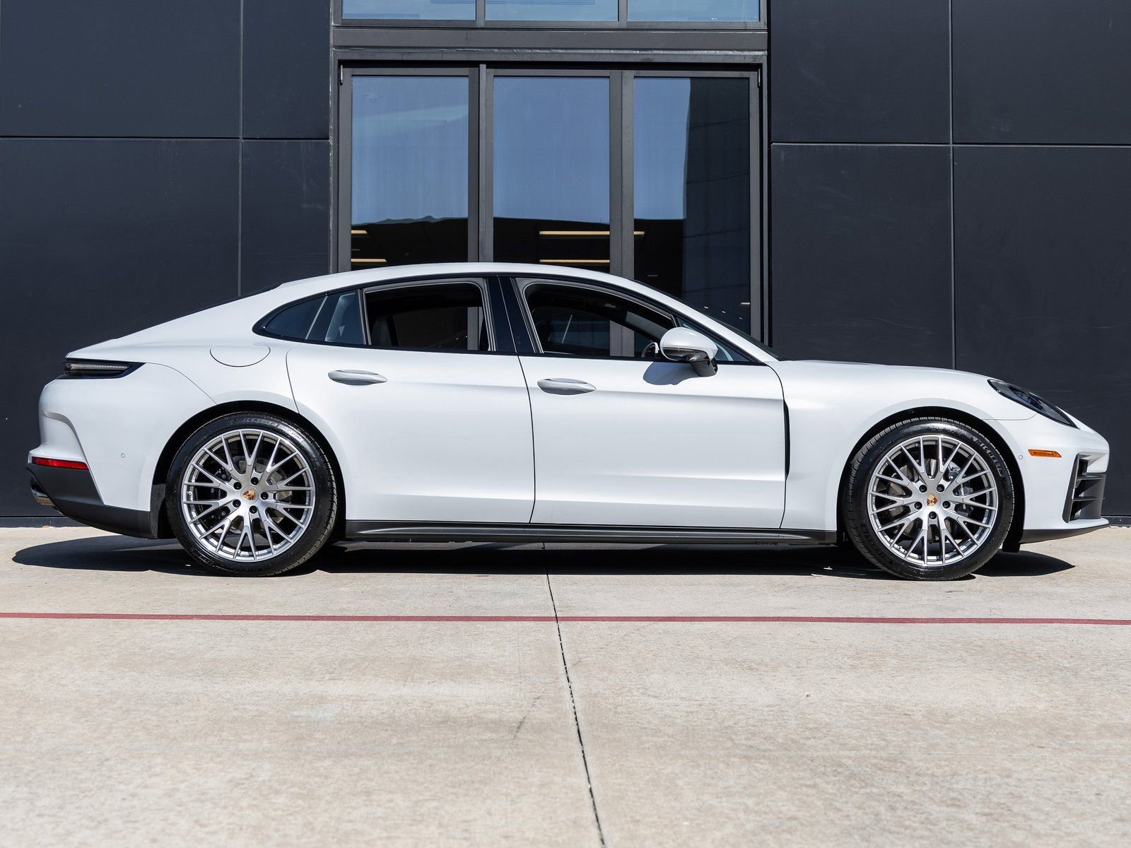 New 2026 Porsche Panamera 4 AWD/4WD image 12