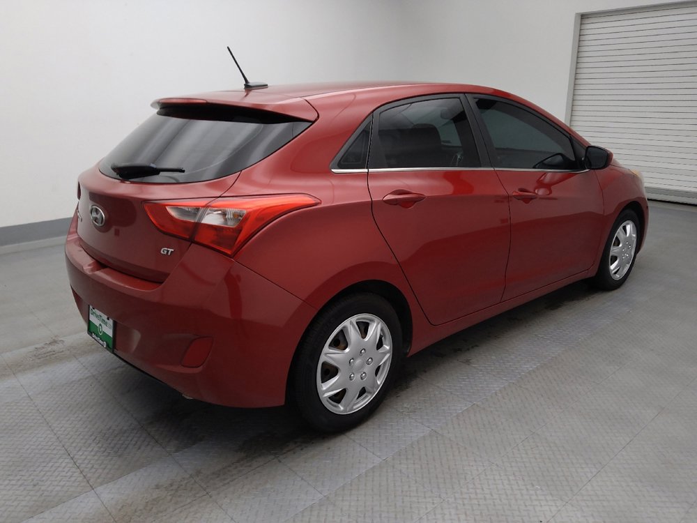 Used 2017 Hyundai Elantra GT image 9