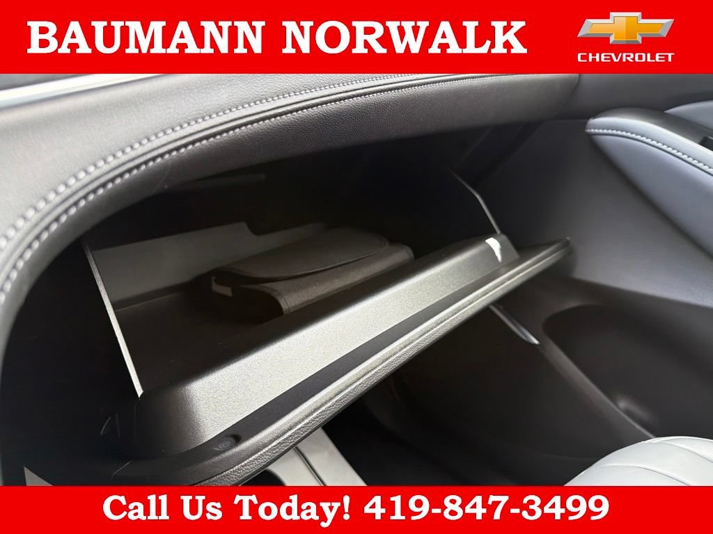 Used 2024 Buick Enclave Essence w/ Sport Touring Edition FWD image 41
